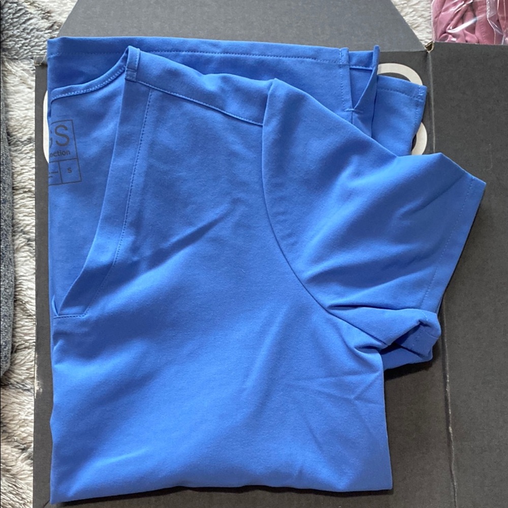 FIGS Casma scrub top in Ceil Blue (size S). New without tag